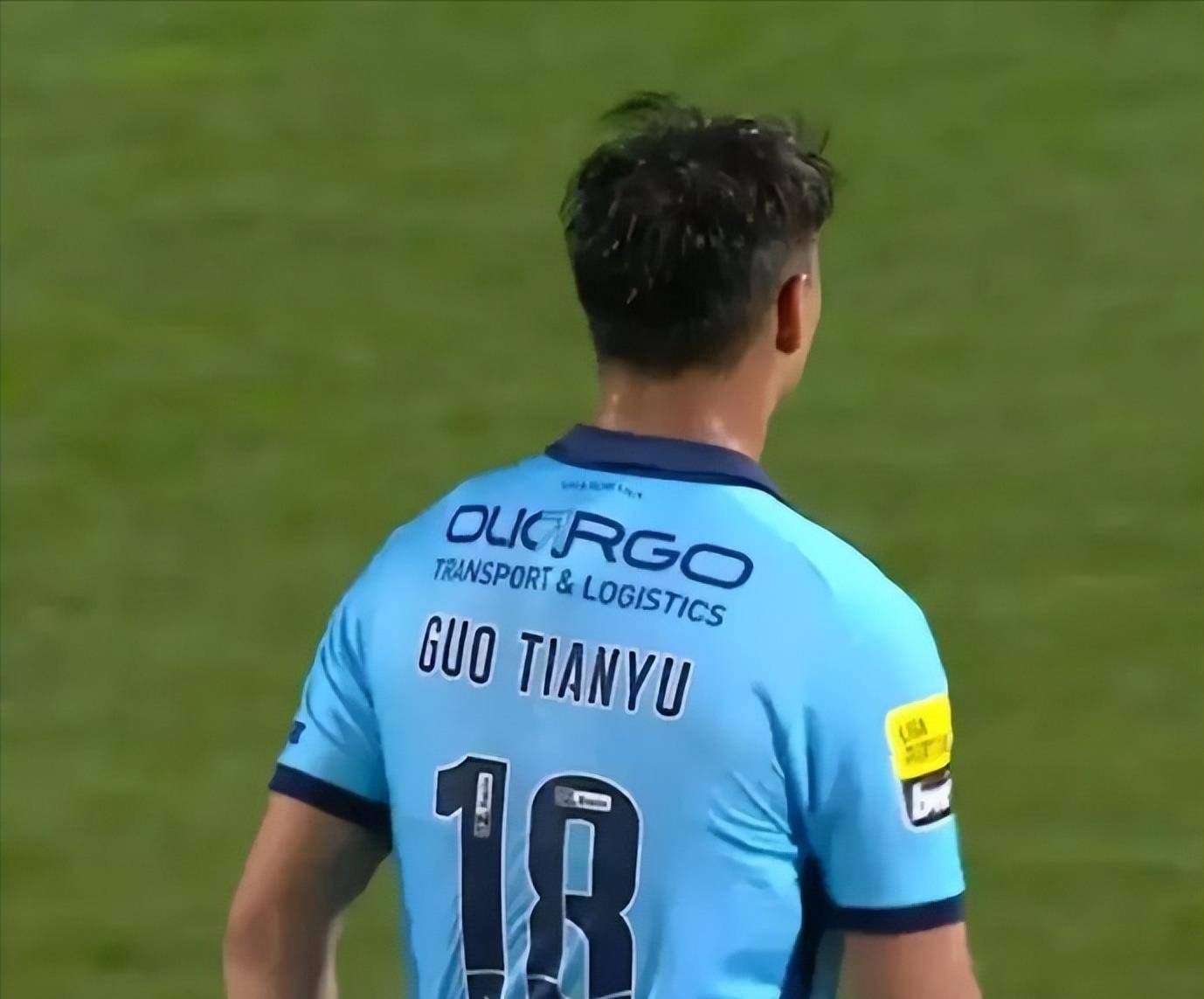 郭田雨狂追80米回防救险,主帅:他身体强壮适合球队_维泽拉_比赛日