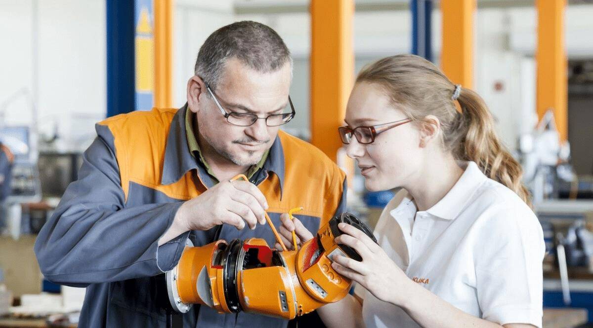 德国人为何甘愿做技工?_工作_技术_企业