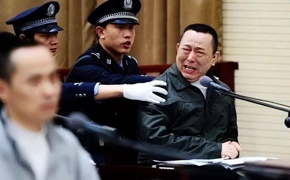 他是四川首善,也是黑老大,汶川捐款1500万,却手沾6条人命_刘汉_公司