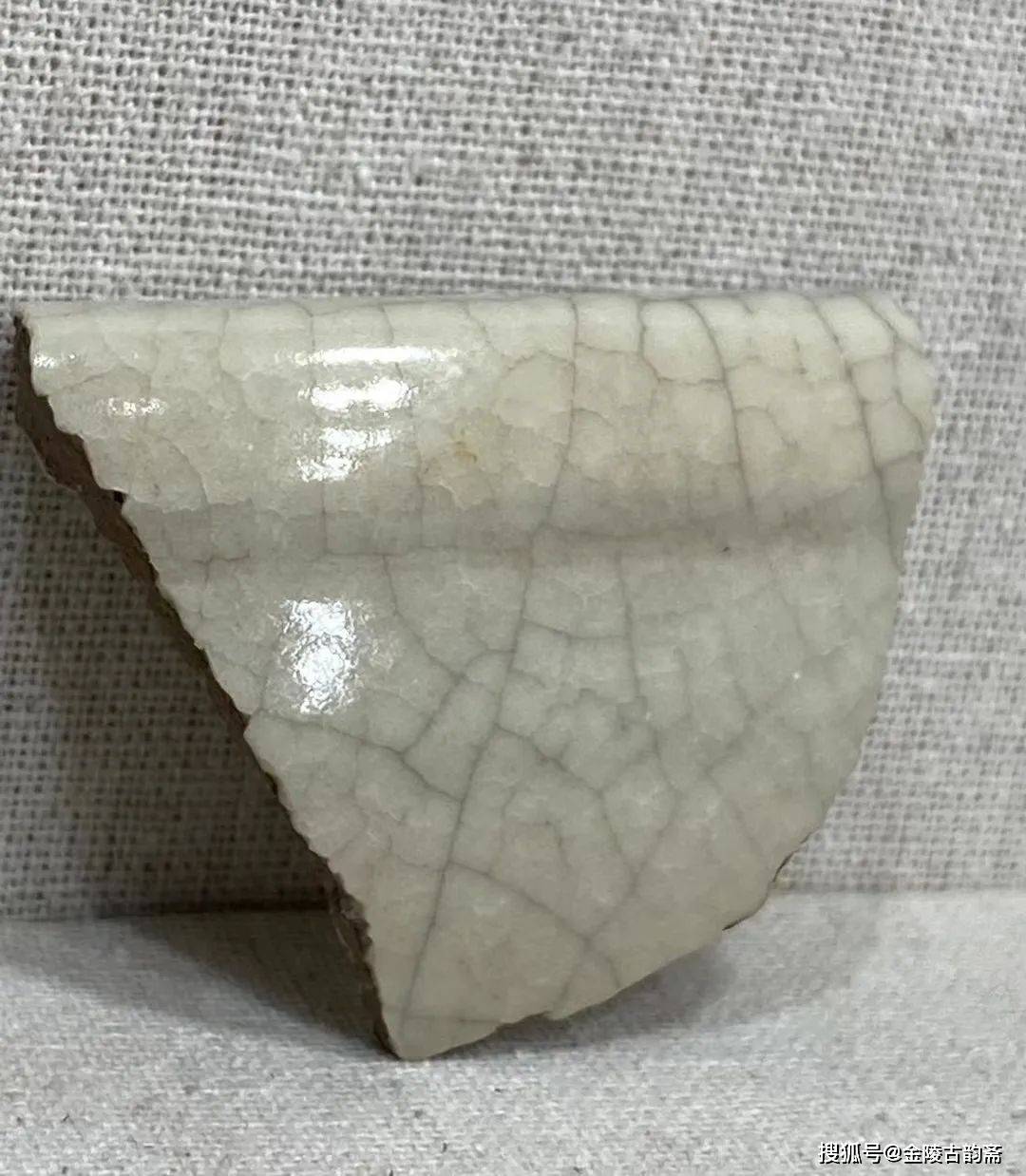 杭州出土南宋官窑瓷片鉴赏_文章_馆藏_瓷器