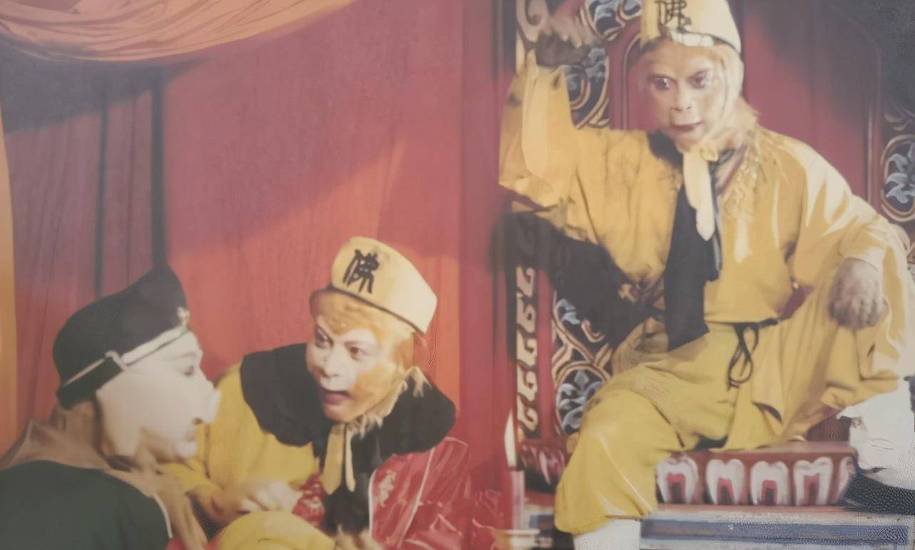 西游记》最美男替身,男扮女装演了一集玉兔精,至今没有人发现_徐霆雷