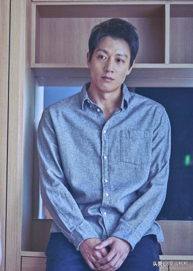 tvn新剧《luca 》李多喜化身超a女刑警,又美又飒,魅力十足_金来沅