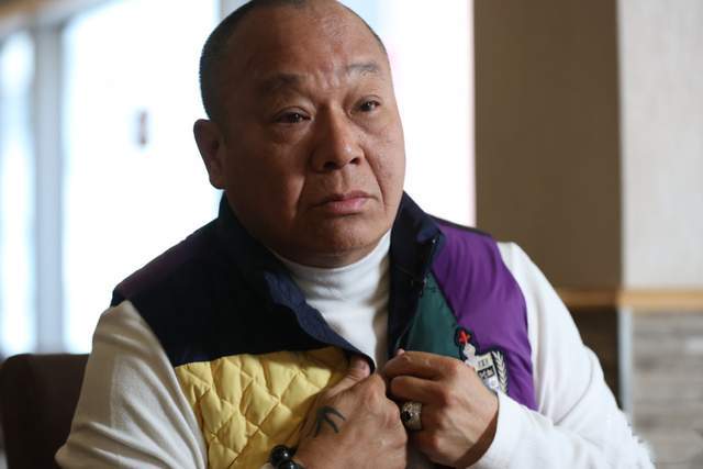 62岁林国斌老态尽显,70岁生番哥留鸡冠头_陈志辉_吴志雄_郑恕峰