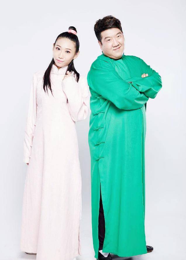 去了,刘译阳也不说相声改行退出了,张德燕不说相声成了饭店经理也不错