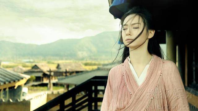 在拍摄《谋圣鬼谷子》时,导演一心想找个长相够美,气场够强大的女演员