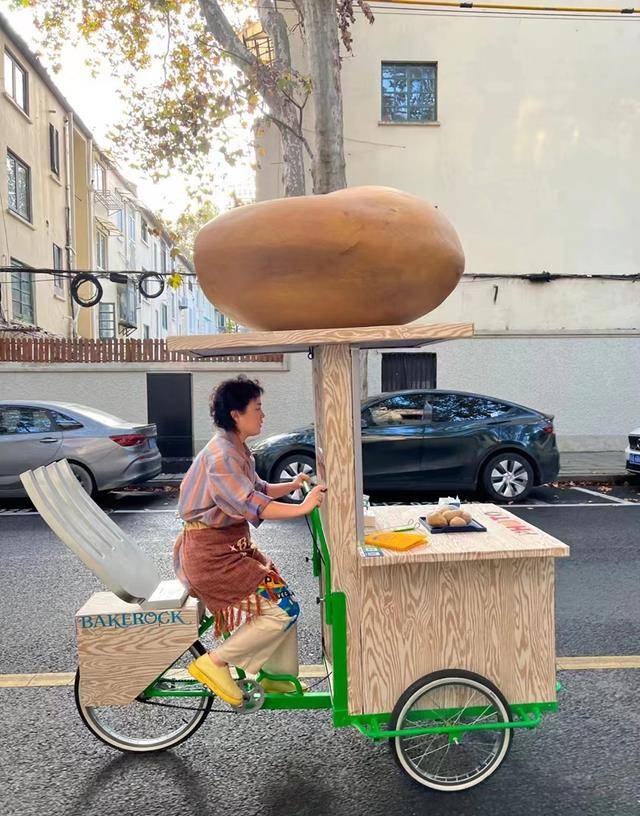 一个失业的米其林厨师,决定去上海街头卖烤串_fifi_土豆_餐厅