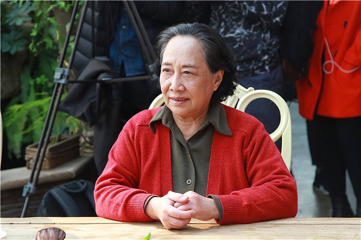 孙桂田:两婚两离净身出户,儿女争夺亿万家产,76岁时儿子去世_孩子