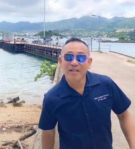 知名老戏骨晒近况,宅家喂狗显寒酸,据说穷到买不起房子_林保怡_时候