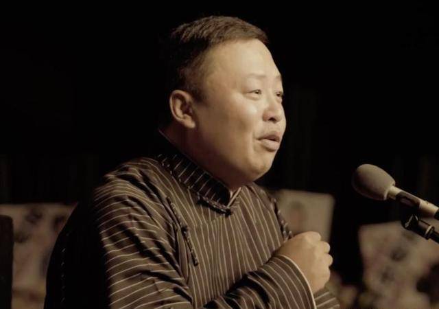 飞驰的尾箱阎鹤祥名场面,被卡索道中间你敢信,既心疼又好笑!