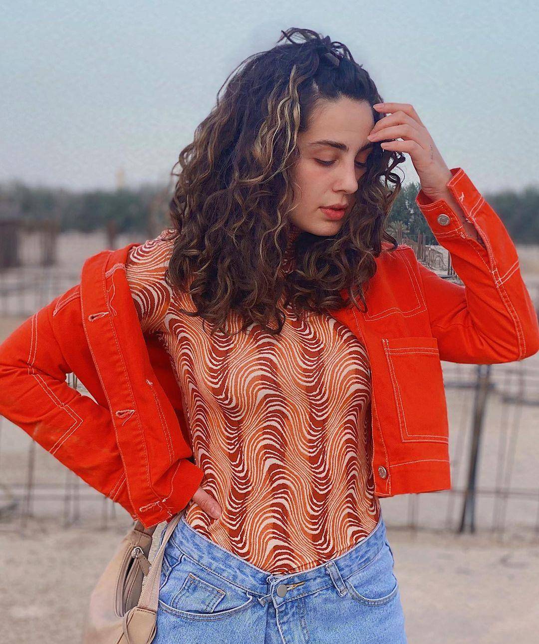 环球美女:30岁的阿西亚·法拉吉,时尚的科威特模特和时装设计师