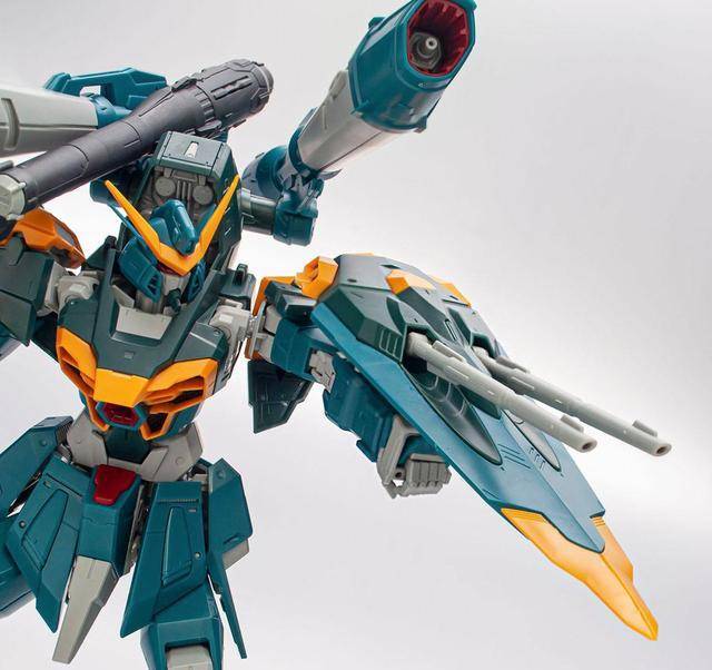 fm系列1100灾厄高达实物图完美还原武装到牙齿的高达_造型_颜色_剧中