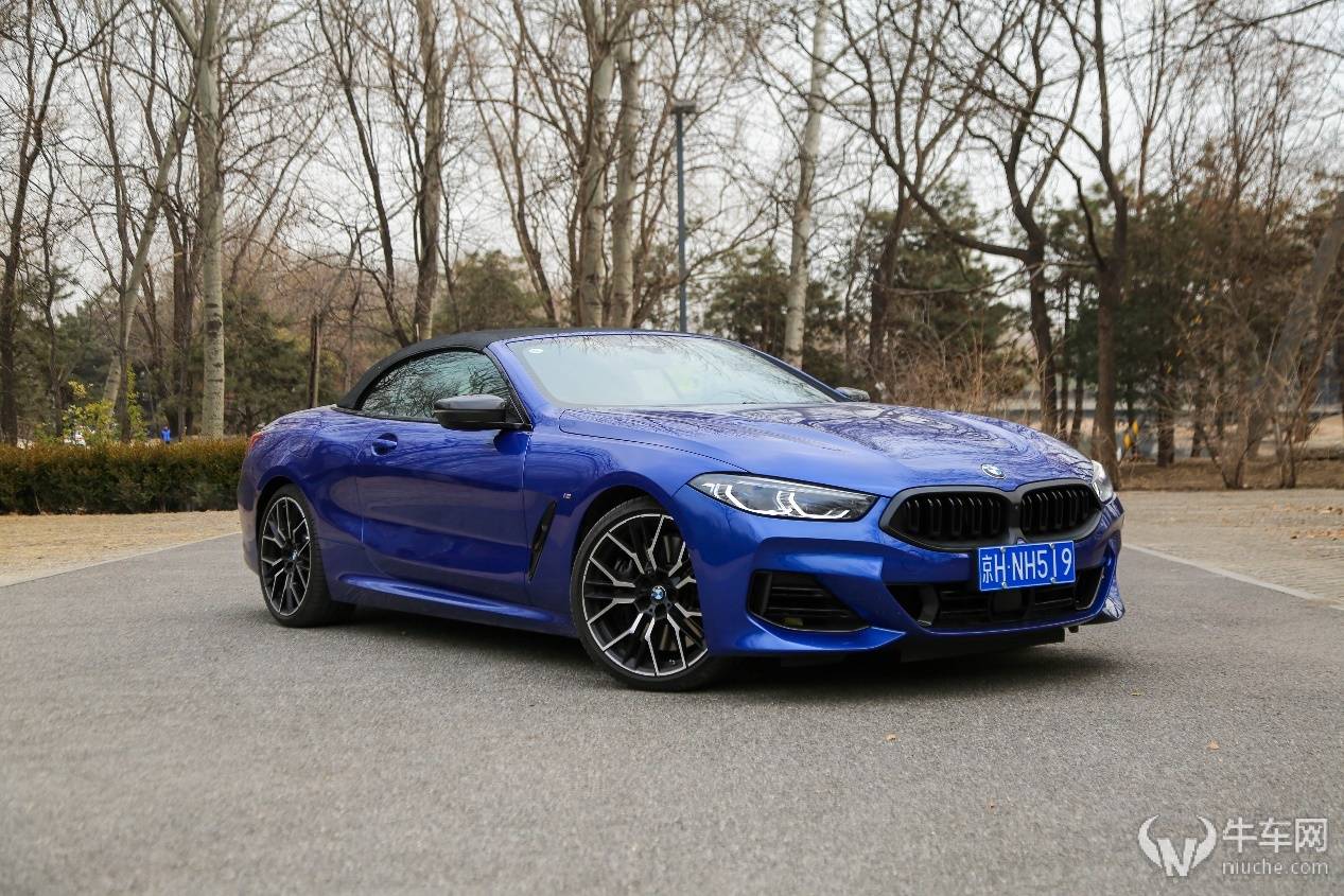运动与优雅并存的旗舰轿跑,试驾宝马840i 双门敞篷版_搜狐汽车_搜狐网