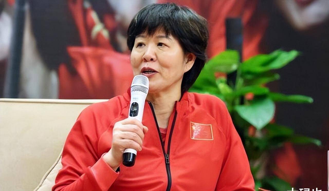 土超豪门盛意邀请,可郎平未必有意?