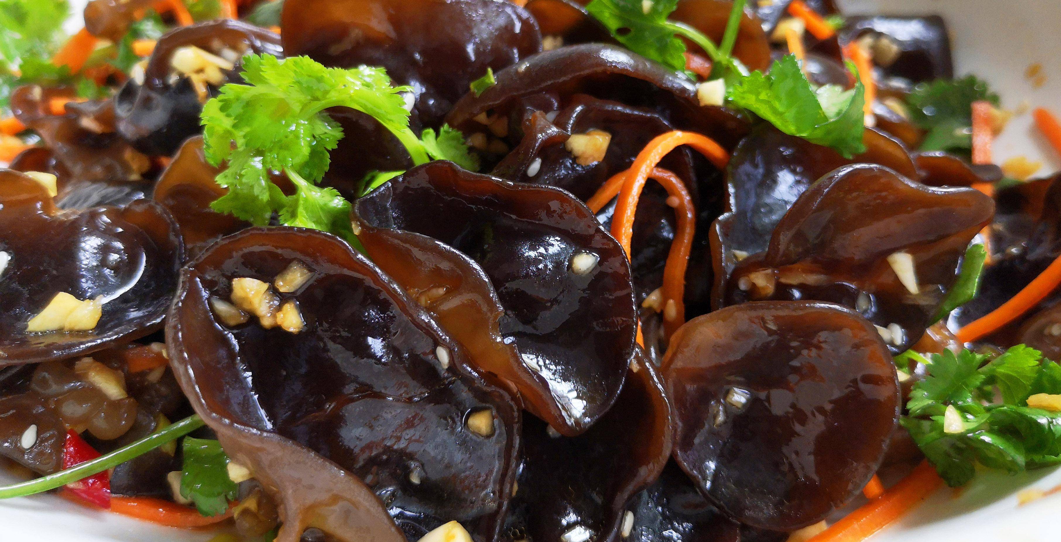 过年宴客不用愁,10道凉拌菜来帮你,解馋开胃不油腻,做法还简单_香菜