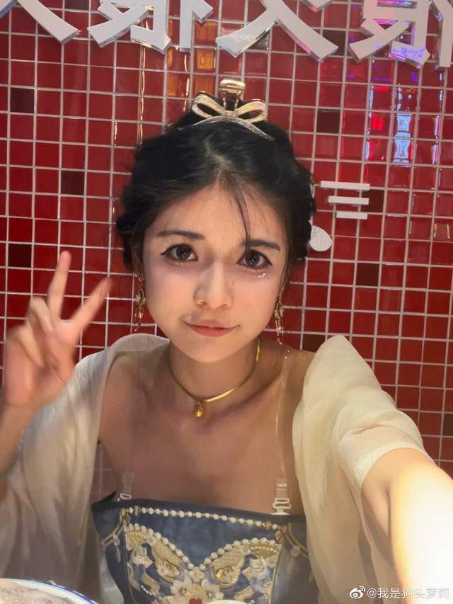 "狗头萝莉"自曝遭出狱前任威胁!晒聊天记录,因害怕不敢交男友_时候_男