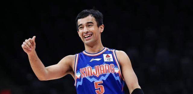 阿尔斯兰越战越勇,多项数据领跑全队,邱彪真信任他_新疆_进攻_阶段