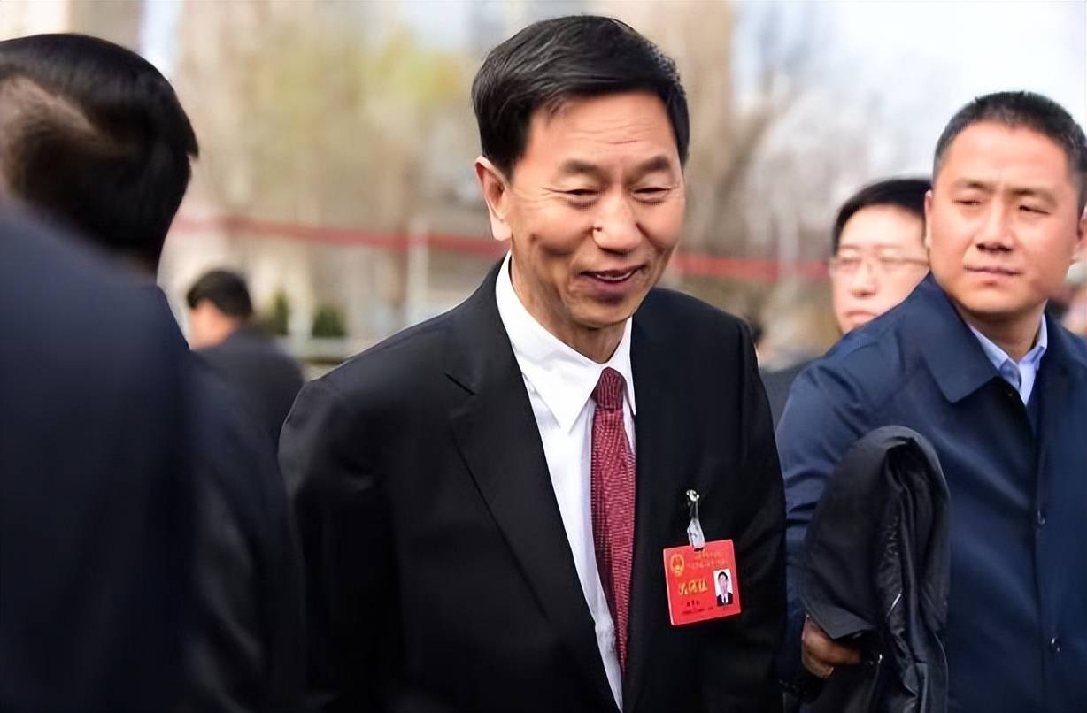 最受欢迎市长耿彦波,堪称现实版"达康书记",才学履历都不简单_耿公_大