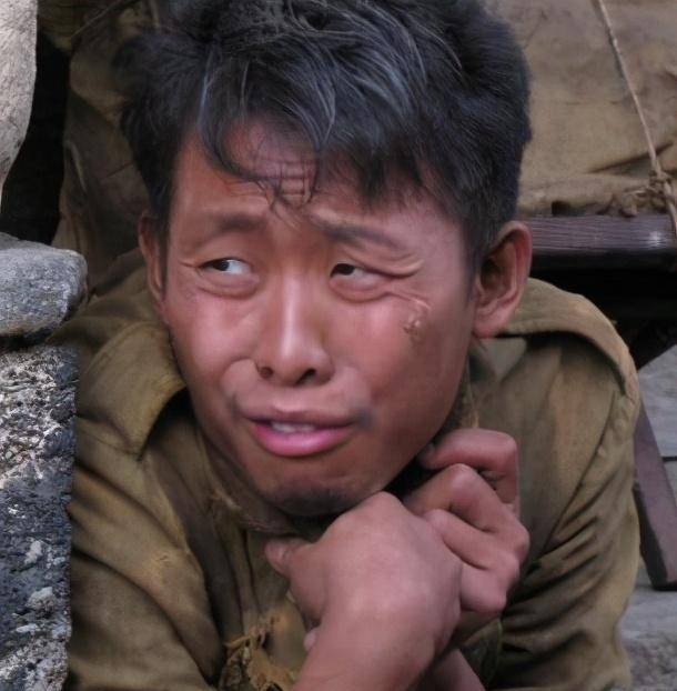 大器晚成,后发而至,"戏疯子"张译成为百亿票房演员背后的心酸_小时候