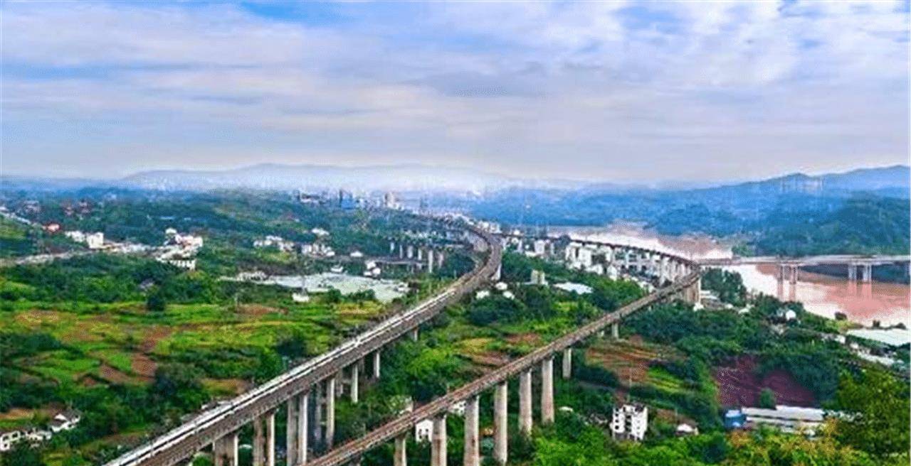 成南达万高铁走向官宣了,达州将新增三座高铁站,成最大的赢家_工作