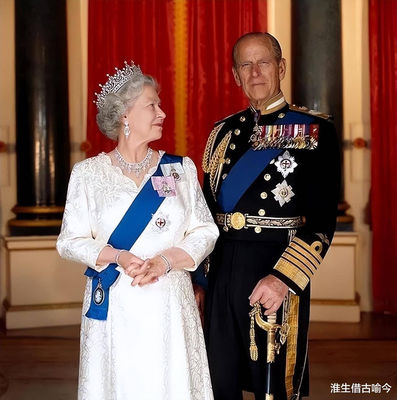 英国女王怀孕图片