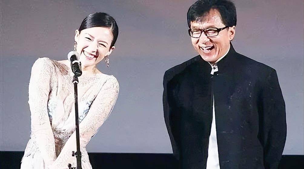 张曼玉看到获奖是章子怡时,准备说出口的"三个字"咽了
