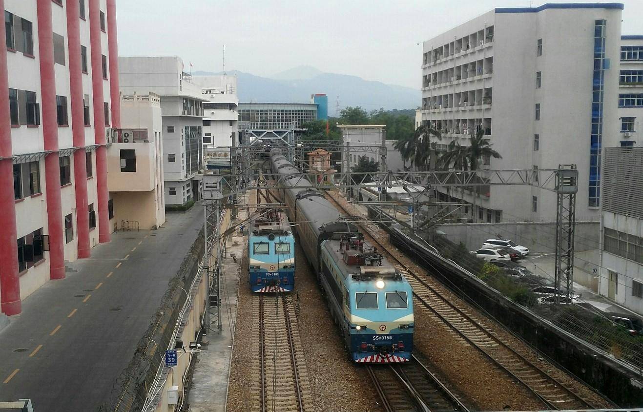 百年广九铁路,后来内地段也叫广深铁路,是中国第一条准高速铁路_香港