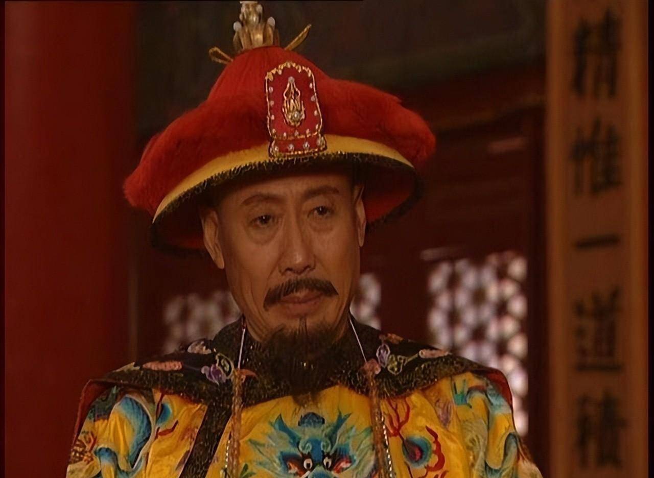 总觉得《雍正王朝》中焦晃老师和《康熙王朝》中陈道明老师演的康熙帝