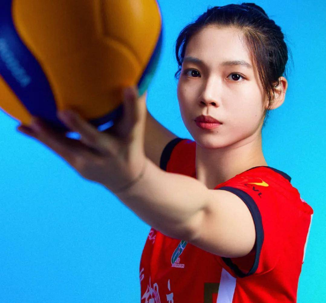 女排半决赛天津队与福建队队员实力对比_进攻_李盈_二传