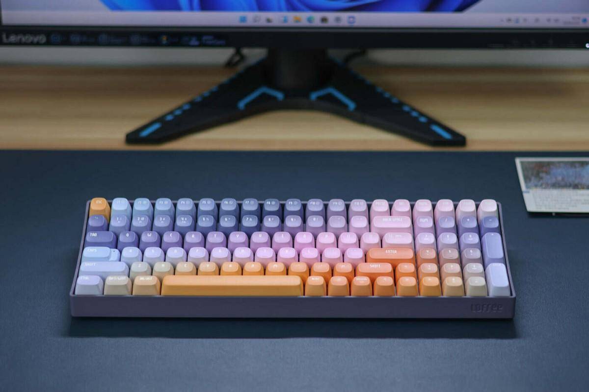 Lofree洛斐小翘星河入手体验,颜值与实用兼备的桌面好物