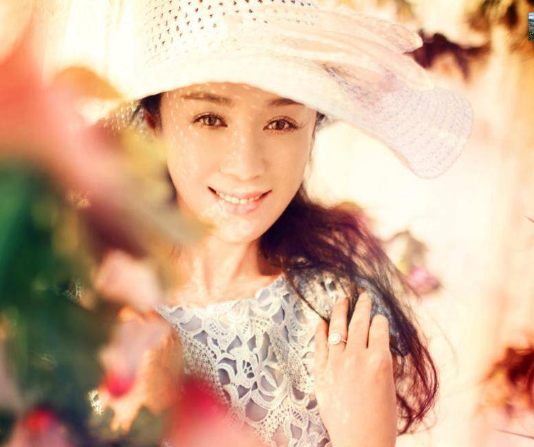 曾是最美妲己扮演者的傅艺伟,两婚两离,终因走歪路毁掉人生_作品_高度