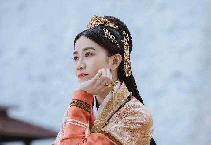 有一种演技叫佘诗曼黑化,网友:又要照镜子了吗?_观众_角色_台词