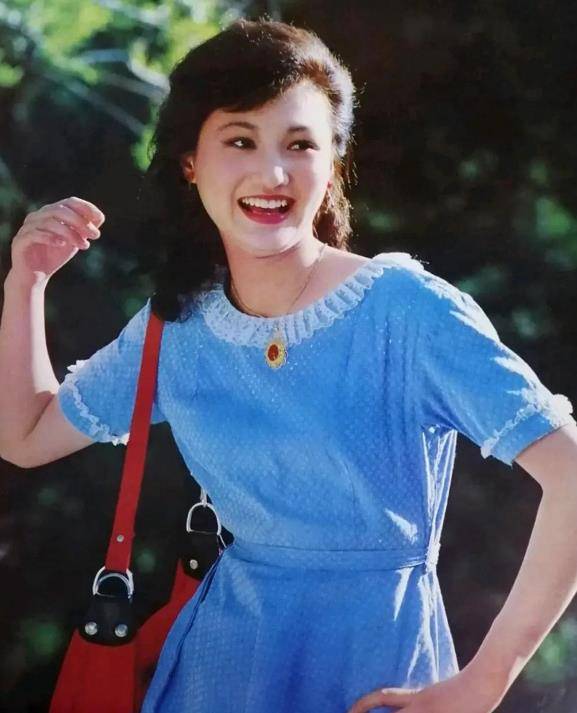 1981年,林芳兵拍摄《幽谷恋歌》,休息时大喊:有人想用玻璃杀人_杨贵妃