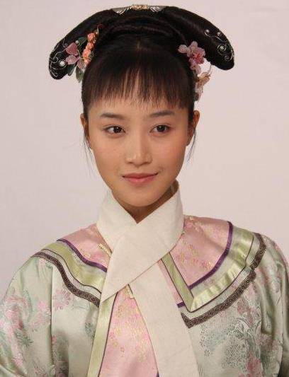 富家女蓝盈莹:与刘亦菲争《花木兰》,曾四次拒绝《演员的诞生》_蓝