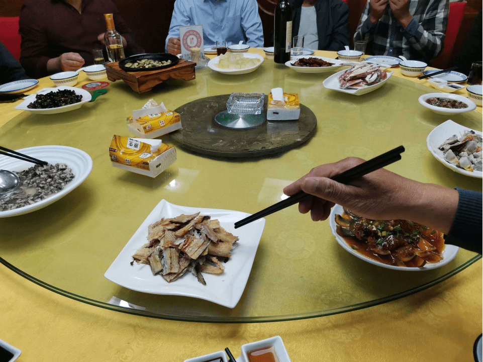 商务酒局如何选酒?掌握这三点事半功倍_对方_进行_参考