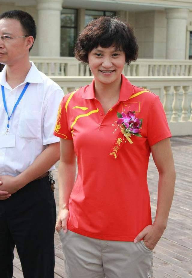 高敏51岁了,依旧气质优雅,如今的她,事业生活双丰收_中国_加拿大_训练