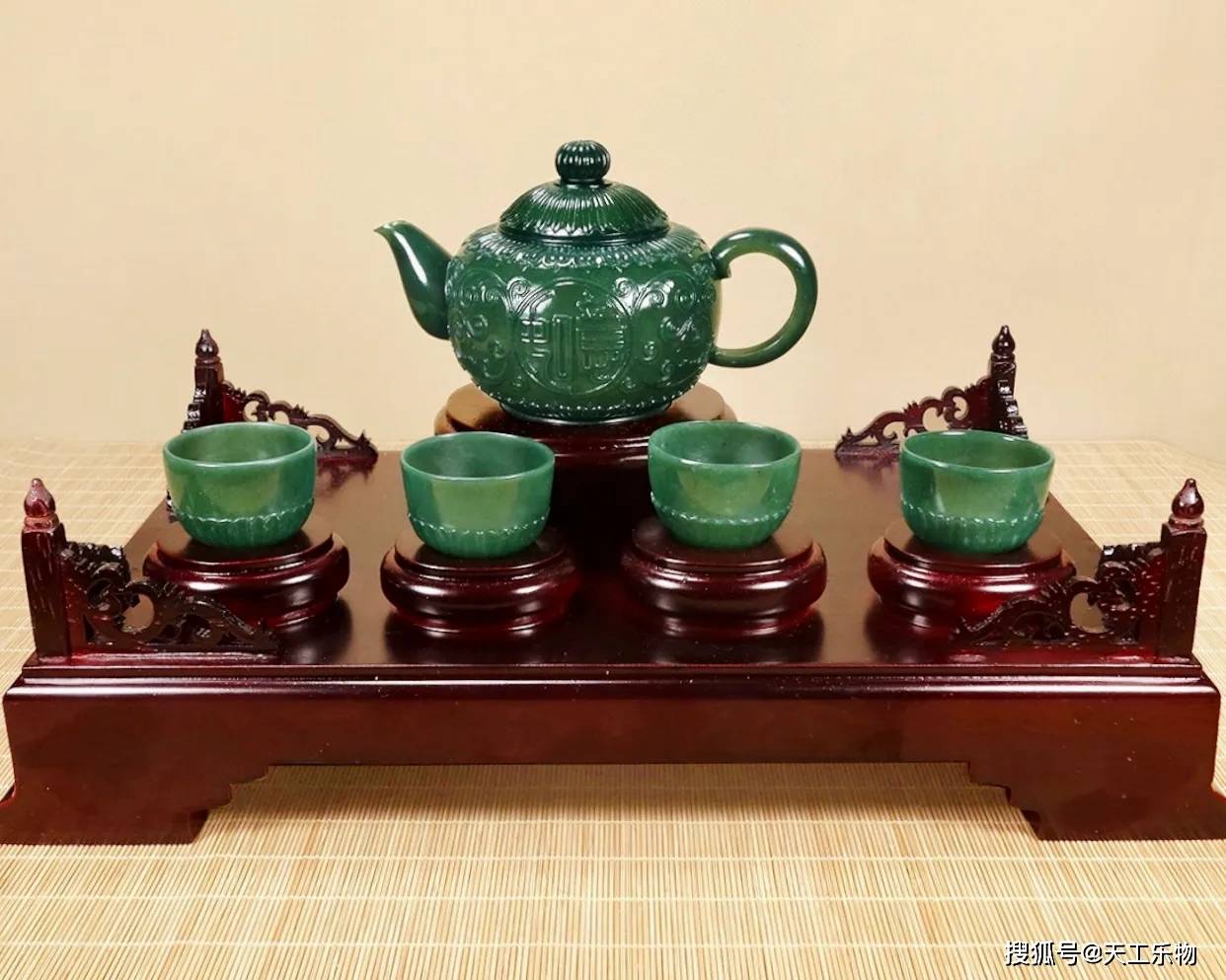 简约不简单！越发“偷懒”的和田玉雕刻工艺！_搜狐网