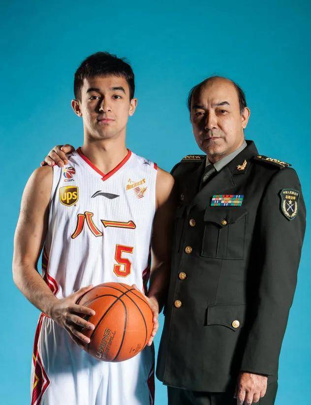 阿的江阿尔斯兰,出生于1996年09月,籍贯新疆维吾尔自治区,身高185cm