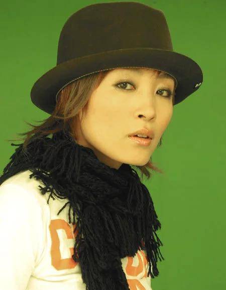 因跳楼身亡而去世的八大明星:张国荣年仅46岁,陈宝莲年仅29岁_陈琳