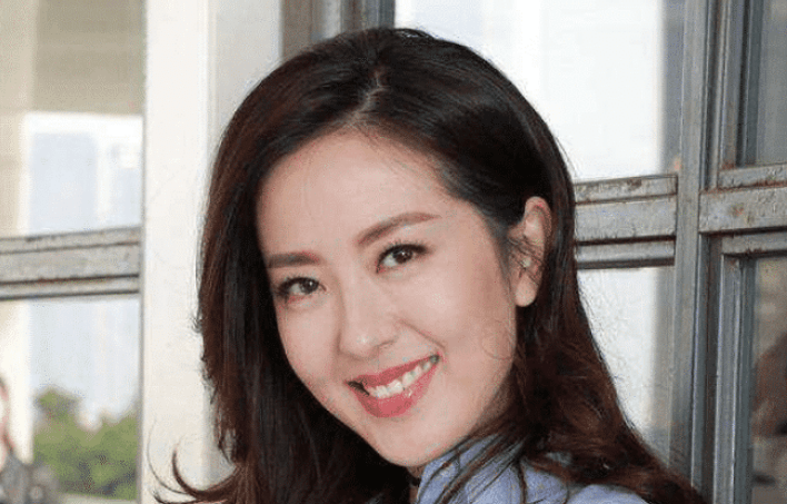 唐诗咏从模特到演员,再到节目主持人,一直挑战着表演的戏路_工作_行业