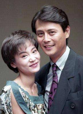 刘雪华:从琼瑶玉女到专业太后,经历爱恨情仇的苦情女子_邓育昆_恋情