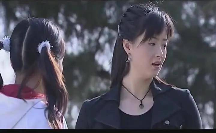《丑女也疯狂》,丑女整容成美女,麻雀终究变凤凰_叶子_贺天明_什么