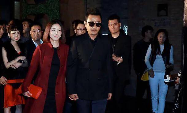 郭涛写书分享打女人经历,好爸爸人设翻车?_北京_李燃_发布会