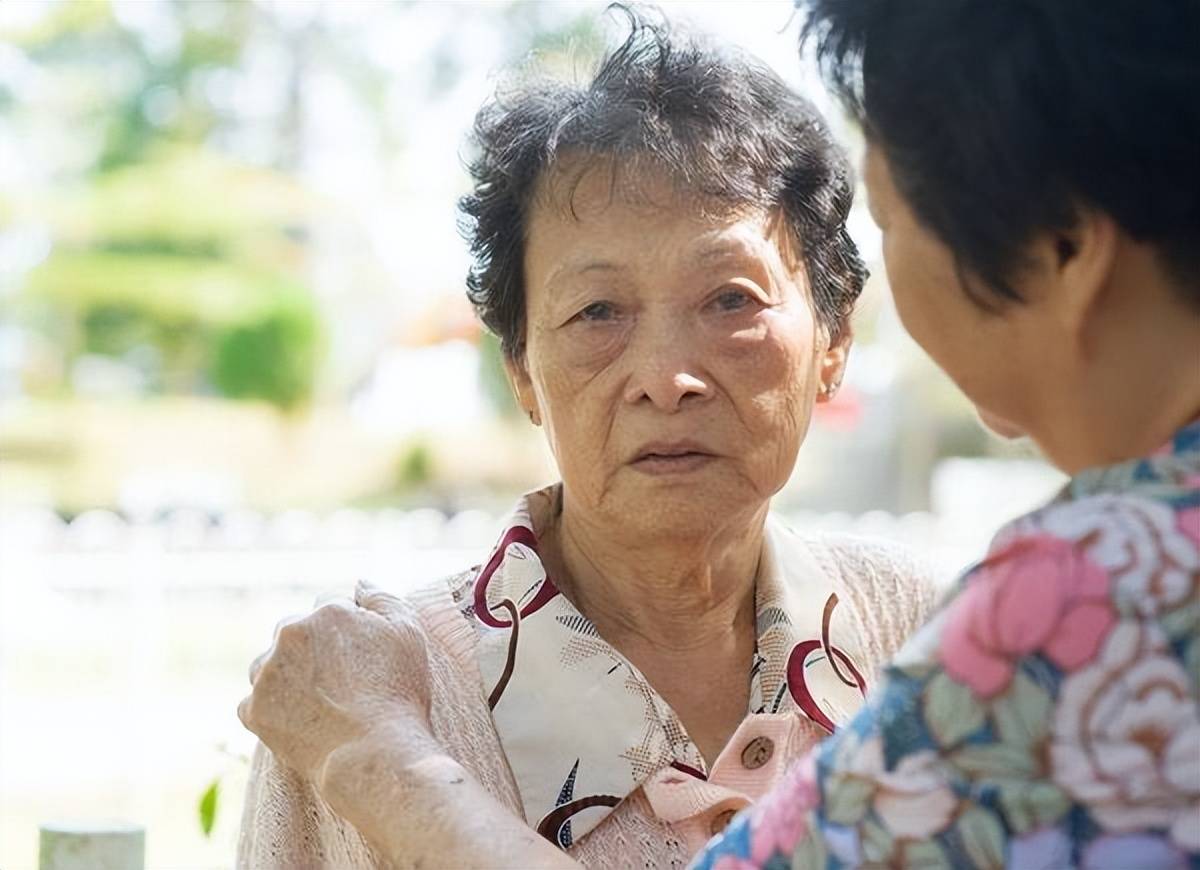 血压偏高,胡乱吃点降压药？血压若达到这个数,劝你最好及时吃药