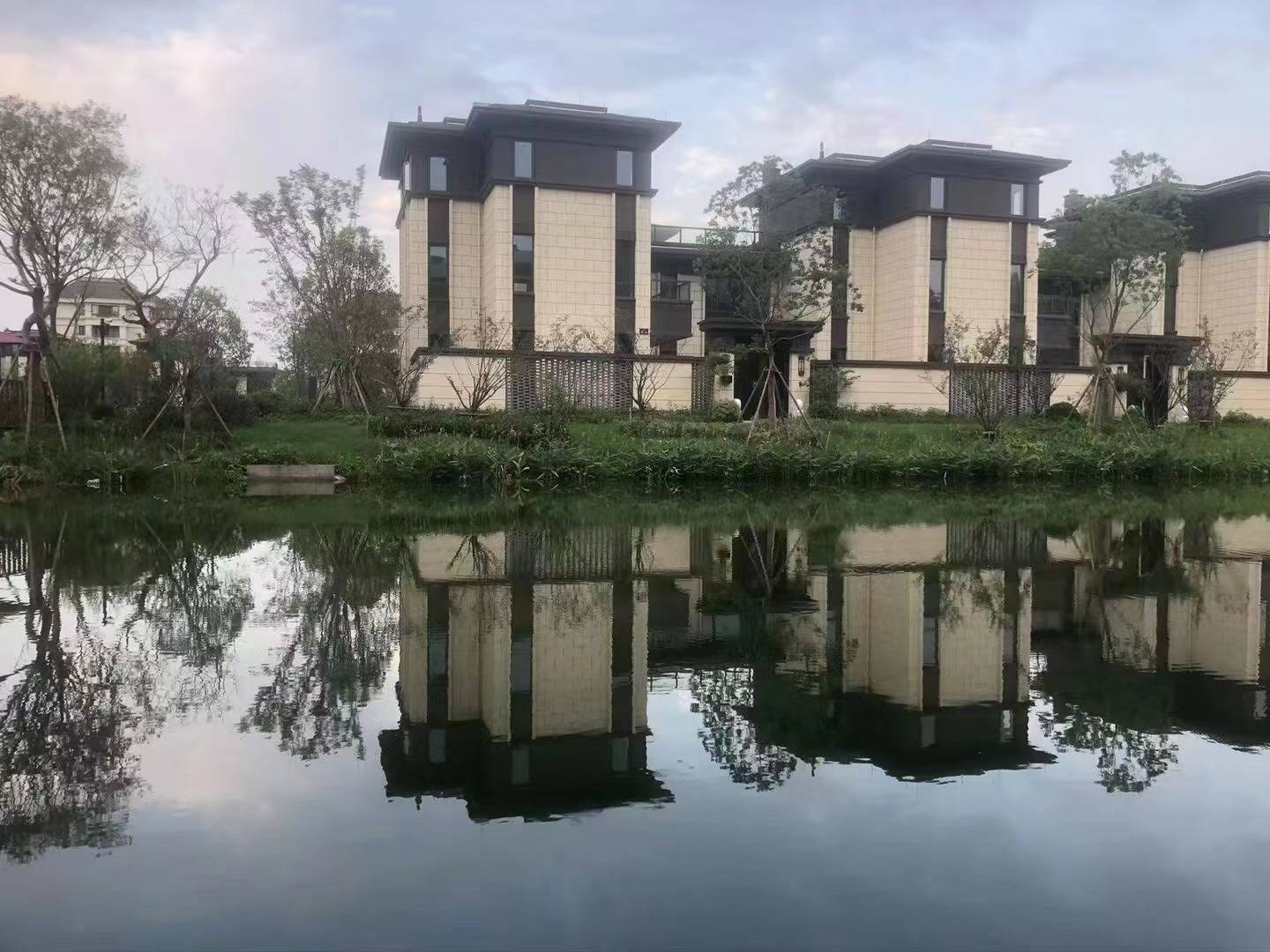 湖州南浔黄浦湾玉象府位置详情!黄浦湾玉象府售楼处电话!