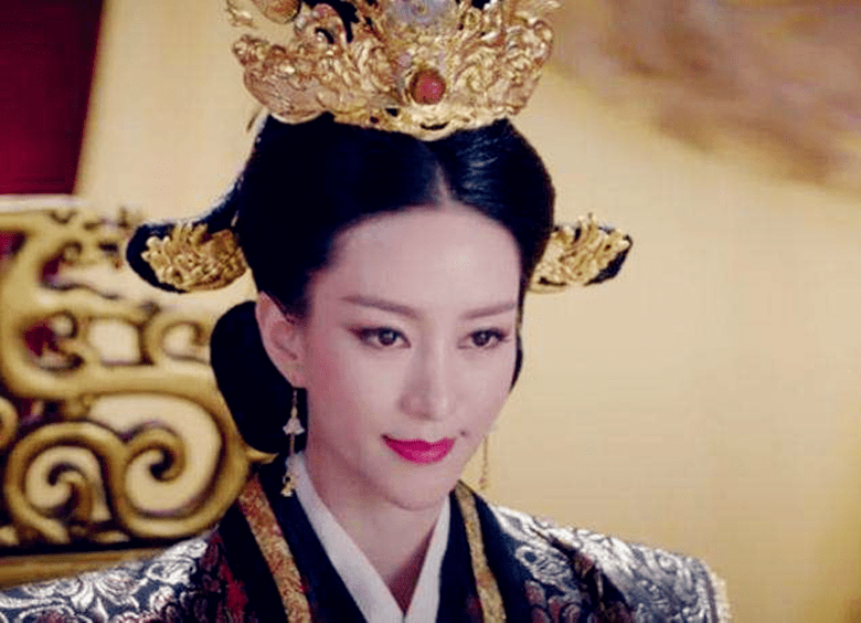 最终,杨丽华将希望寄托在自己女儿身上,为女儿宇文娥英选了一个驸马