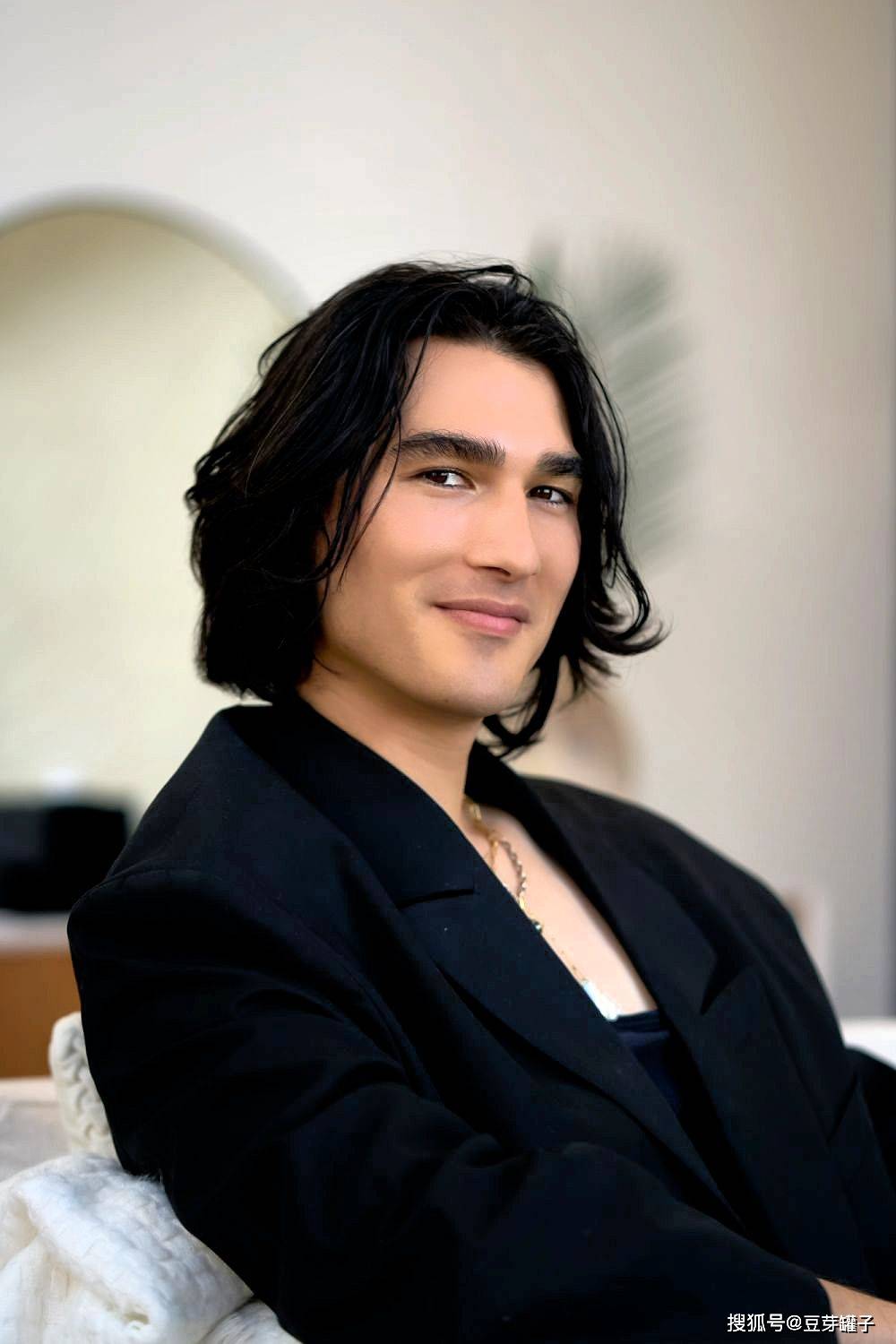 真人秀《璀璨帝国:纽约篇》,看富豪,名媛的别样人生及激烈竞争_王宣