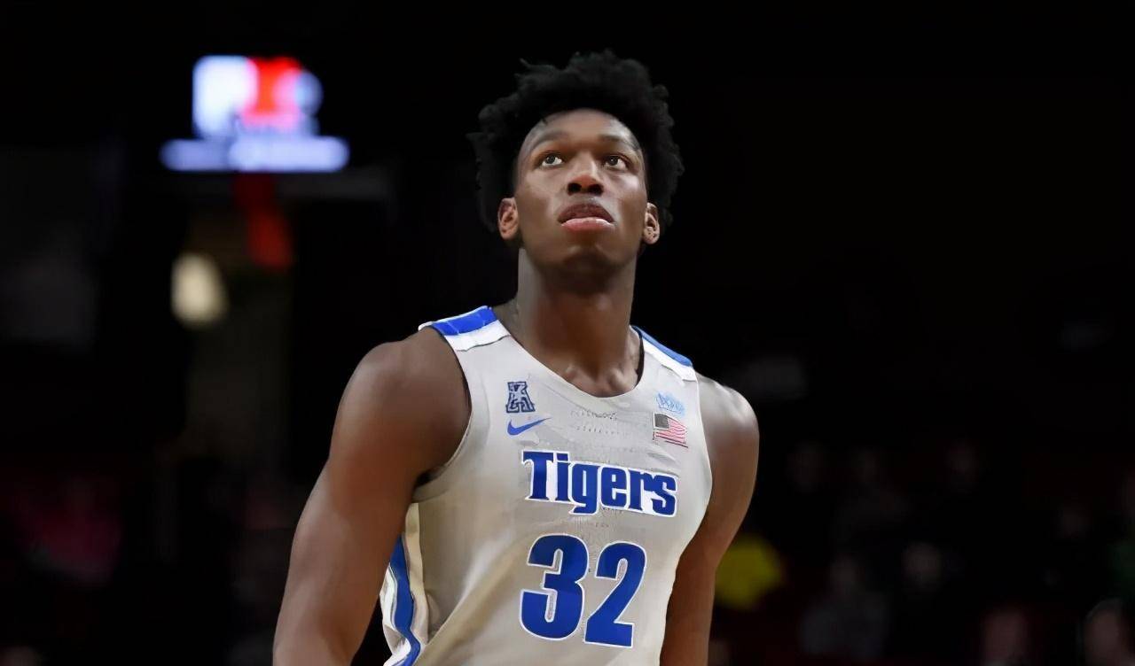 他可能随时离开nba_怀斯曼_爱德华兹_能力