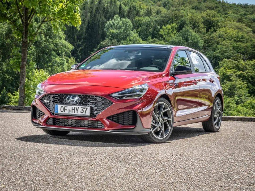 世界汽车集团排行榜_2021年全球汽车集团新排名:吉利第9,本田第5,榜首价值7500亿(2)