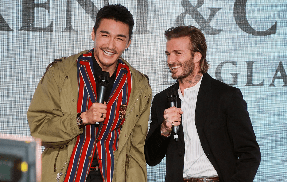 和亲弟弟只差一字,他因吸毒锒铛入狱,弟弟却成亿万富豪_胡东_胡兵