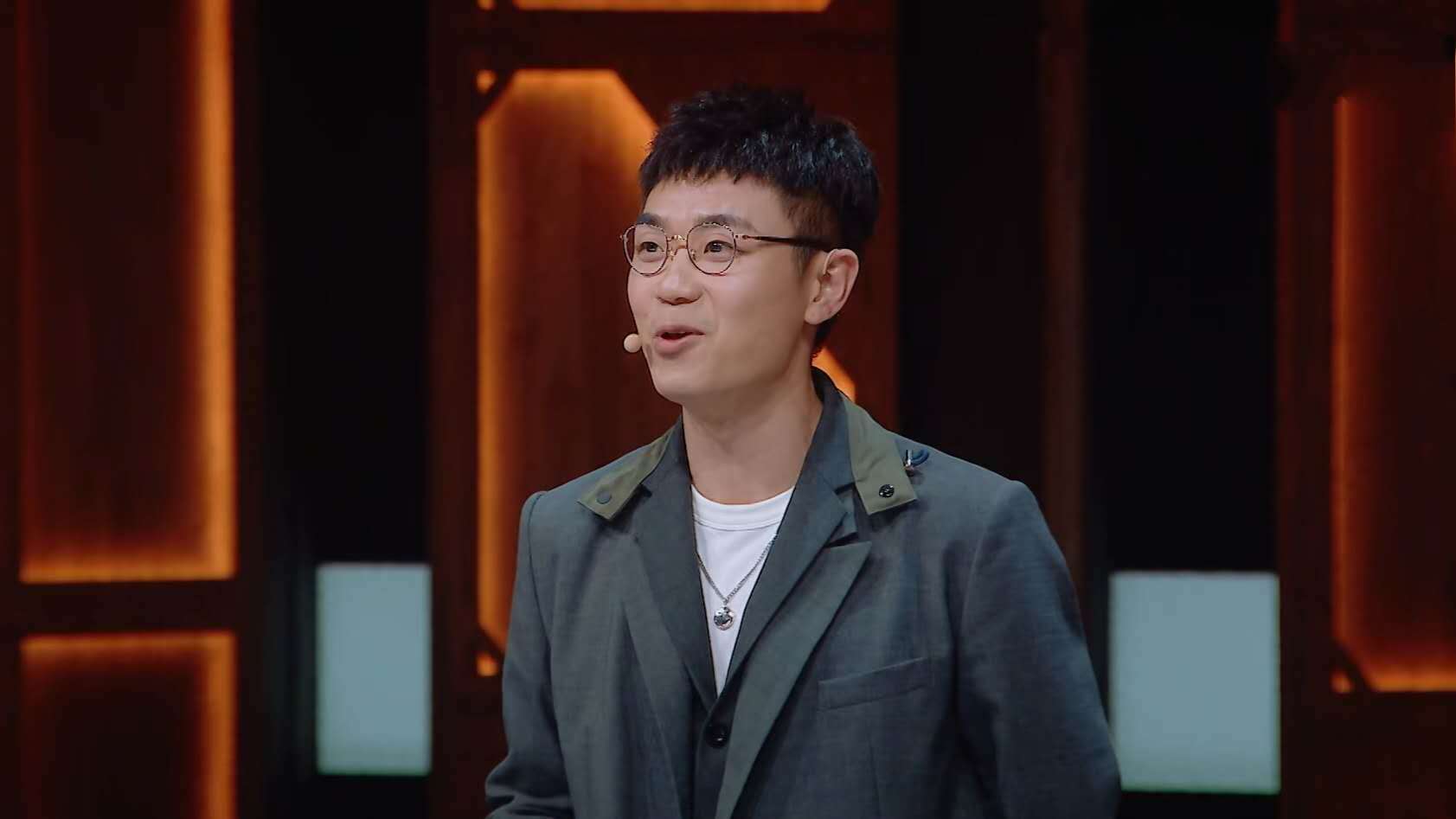 被陈凯歌内涵后,李诚儒退出《演员请就位》,直言不为五斗米折腰_节目